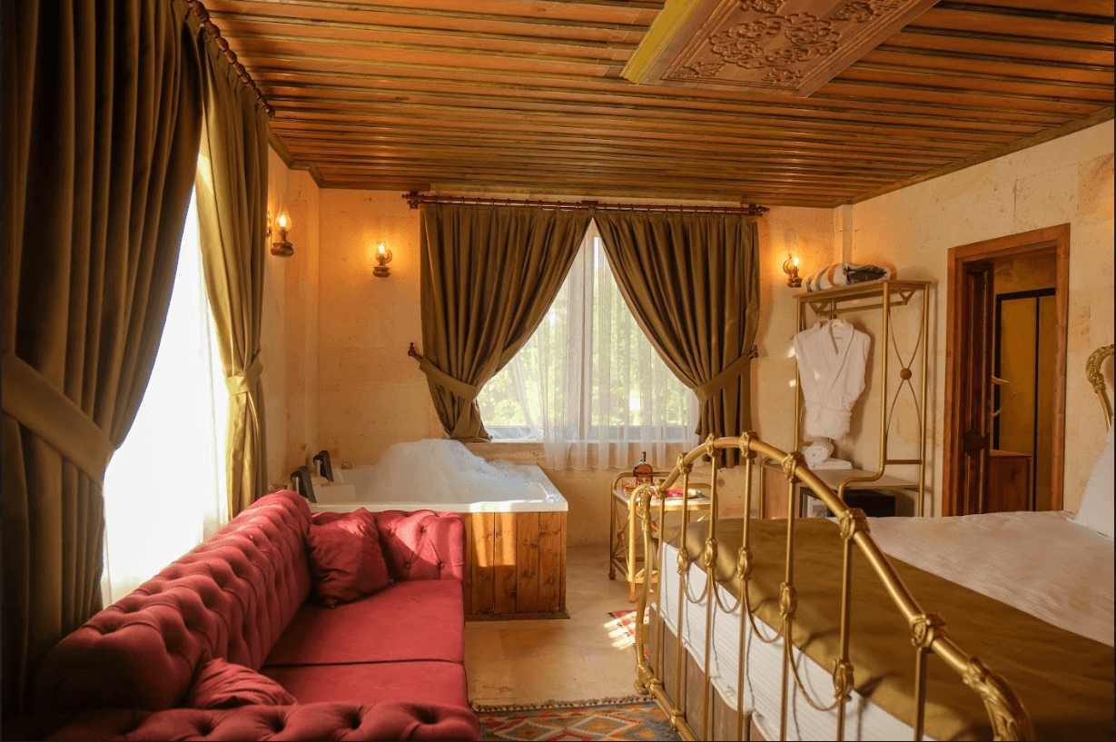 Queen Suite 5